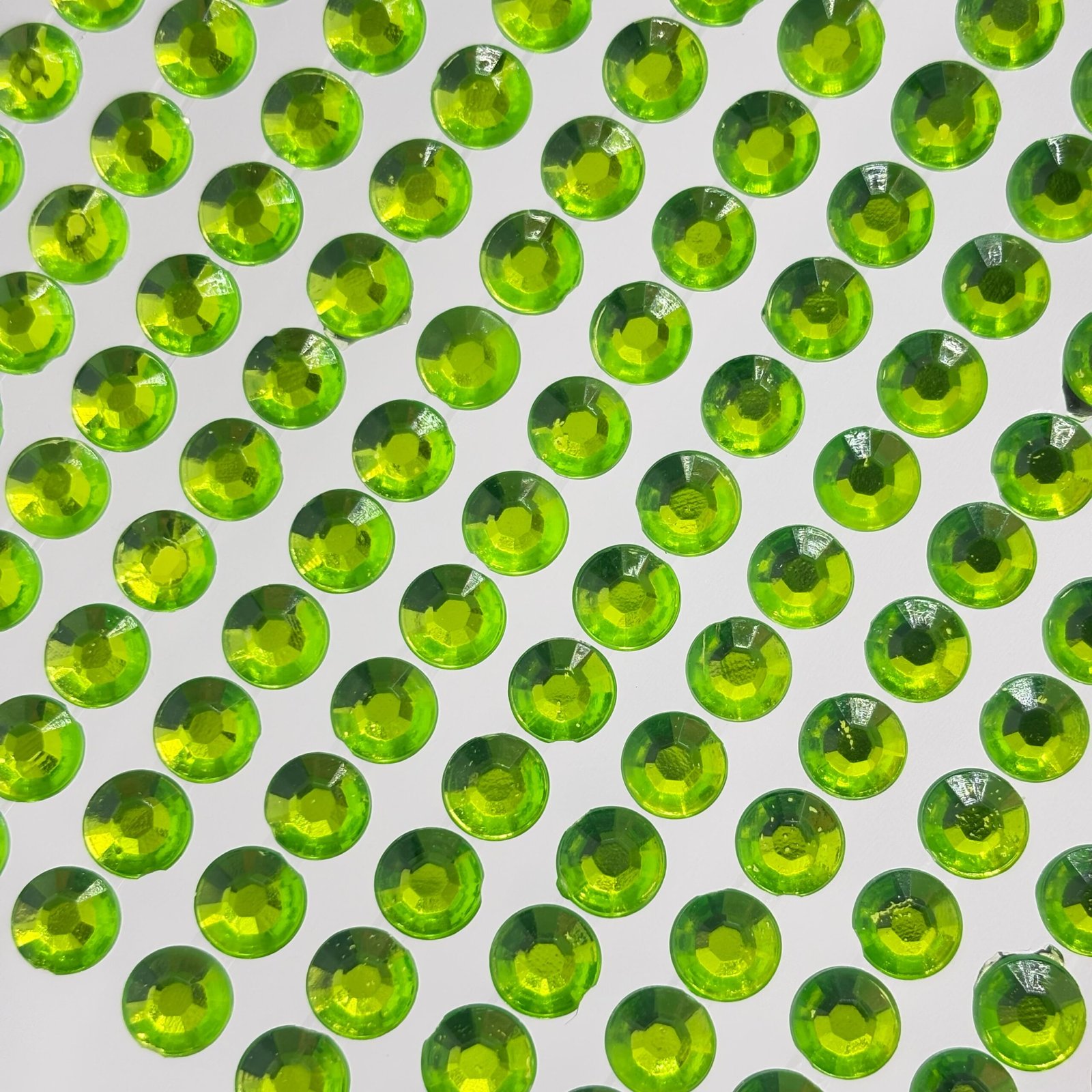 Adhesive rhinestone green