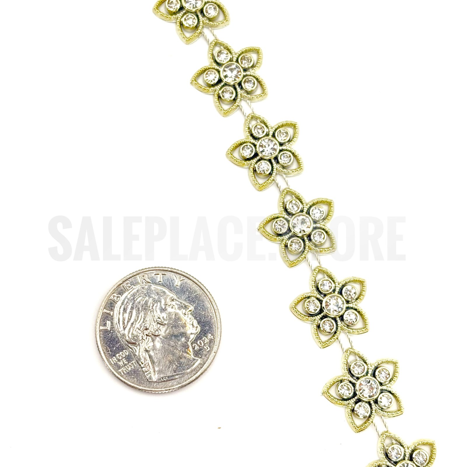 Garland - 5 Petal Star Flower Garland (0.6 inch) - 10yds - Metallic Gold (Light Gold) - Image 2