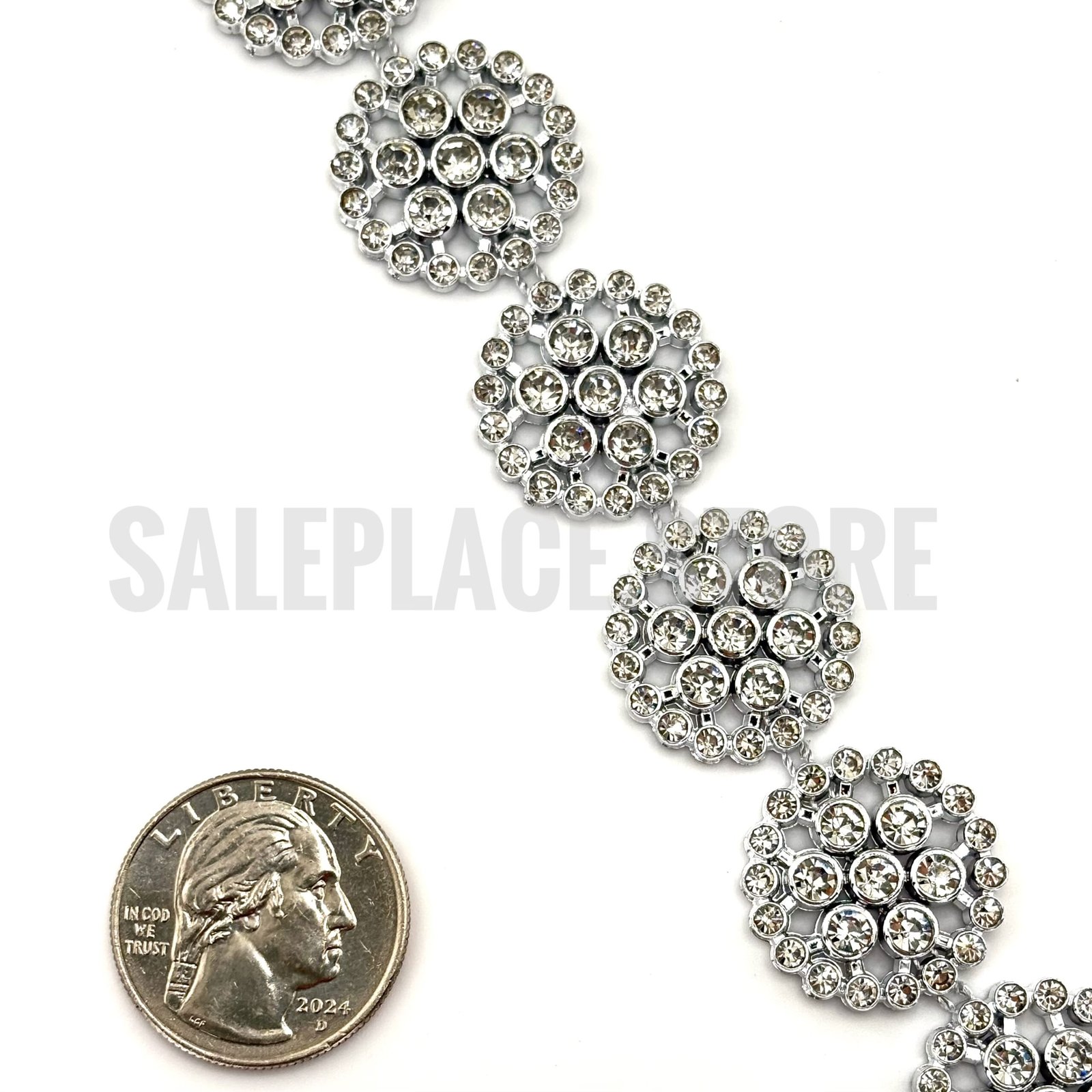 circle-garland-silver-b