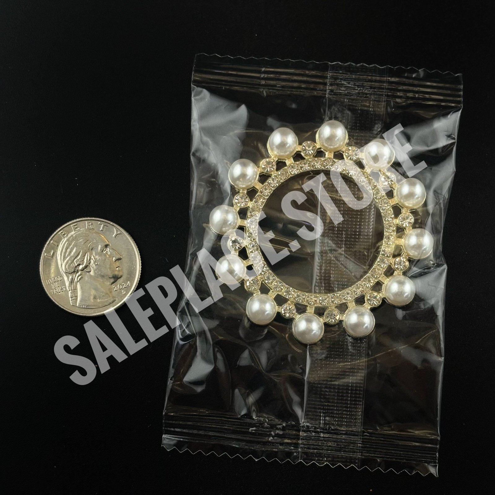 open-rhinestone-circle-gold